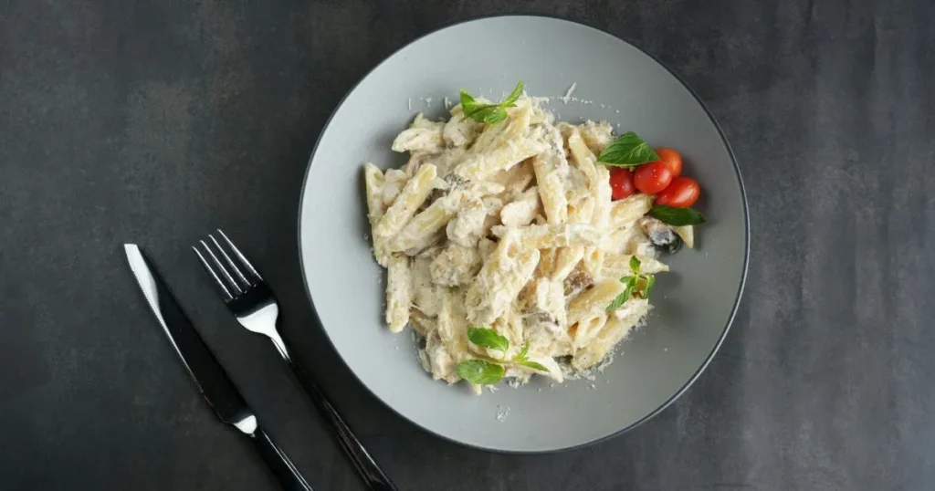 Delicious Pasta with Boursin Cheese: Recipes and Tips